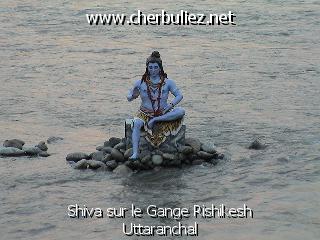 légende: Shiva sur le Gange Rishikesh Uttaranchal
qualityCode=raw
sizeCode=half

Données de l'image originale:
Taille originale: 143503 bytes
Temps d'exposition: 1/50 s
Diaph: f/340/100
Heure de prise de vue: 2002:05:07 18:52:53
Flash: non
Focale: 157/10 mm

